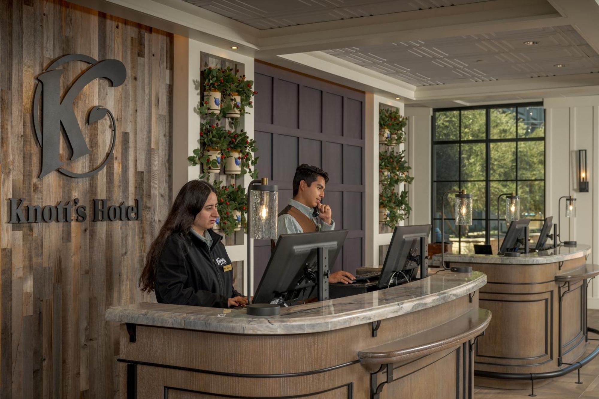 น็อตส์ เบอรี ฟาร์ม โฮเต็ล Hotel บูเอนาพาร์ค ภายนอก รูปภาพ